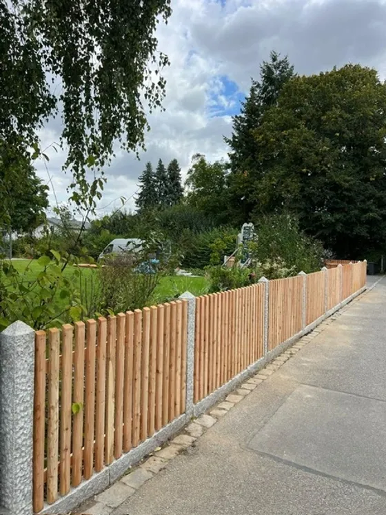 Holzzaun in Düsseldorf - fachgerechte Ausführung vor Ort